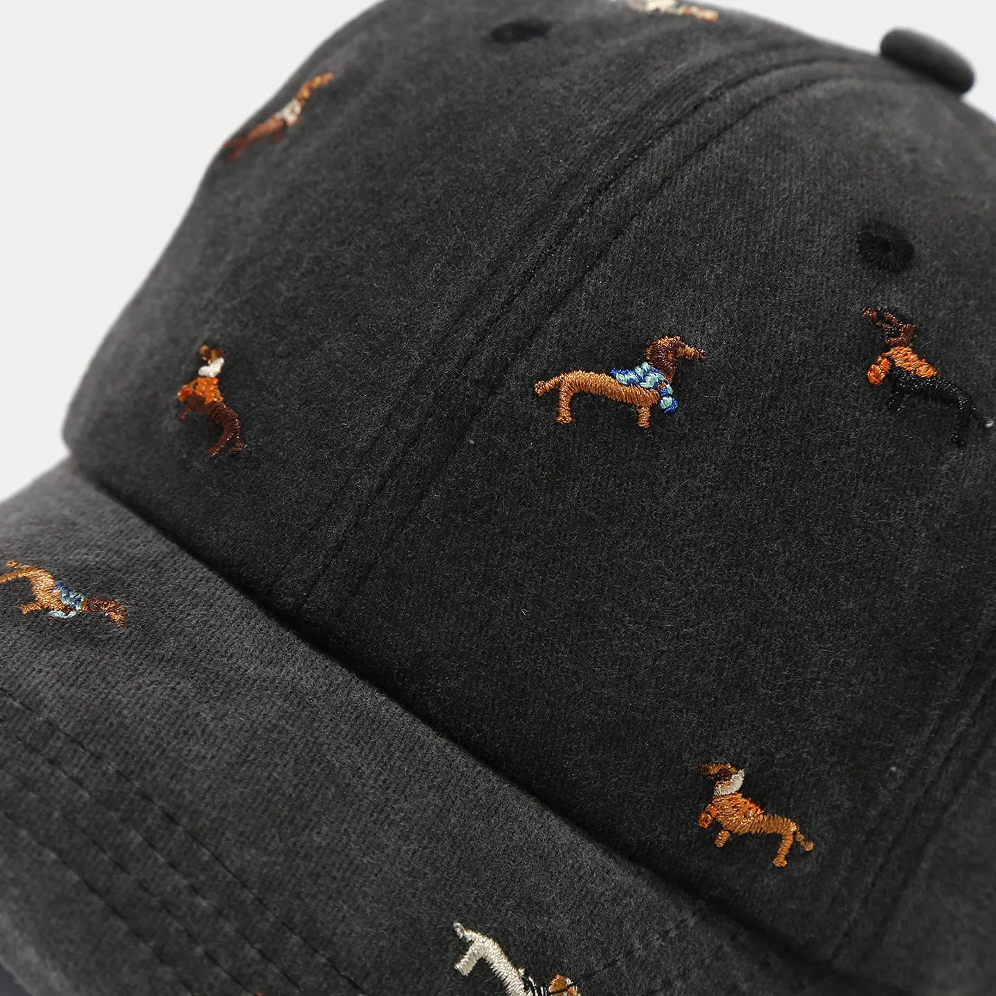 Dachshund Embroidered Basseball Cap